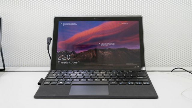 ТОП 10 лучших планшетов с клавиатурой 2017 года